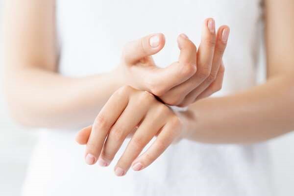 3 Ways to Alleviate Contact Dermatitis: Best Dishwashing Liquids