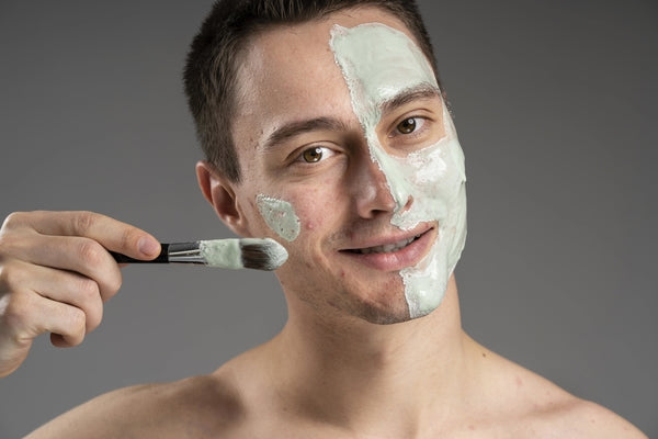 Simple Tips To Naturally Take Care Of Men's Skin